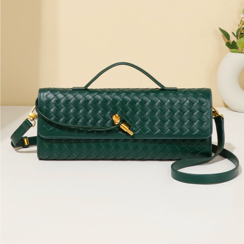 Elegant Green Woven Leather Handbag (pre-order)